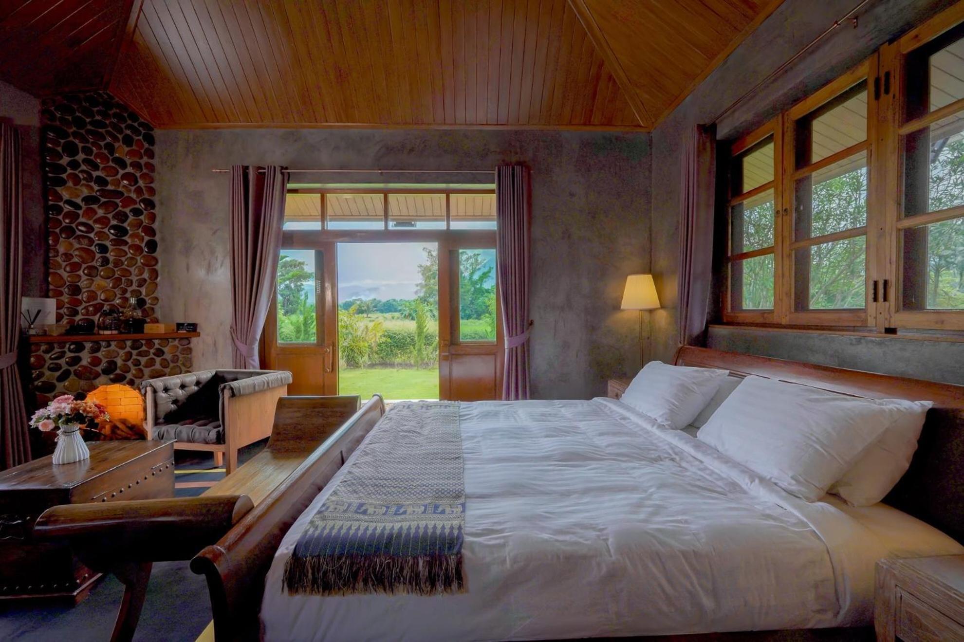 The Wes Village, Incl Free Breakfast & 100 Thb Food Gift Chiang Dao Εξωτερικό φωτογραφία